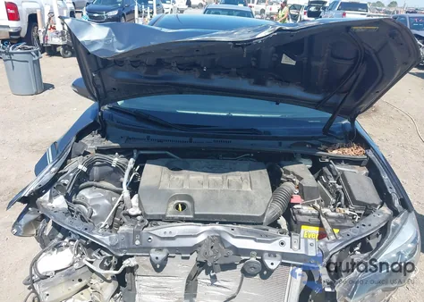 2018 Toyota Corolla Se from USA, damaged, VIN 5YFBURHEXJP752636